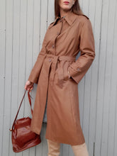 Charger l'image dans la galerie, Trench-Coat vintage Chloé - Taille M, 38, 40. Jupiter. Made in France