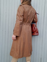 Charger l'image dans la galerie, Trench-Coat vintage Chloé - Taille M, 38, 40. Jupiter. Made in France
