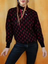 Charger l'image dans la galerie, Pull vintage Nicole - Col haut, imprimé géométrique noir et fuchsia. Taille S, 36, 38. Made in France