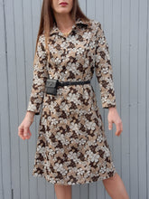 Charger l'image dans la galerie, Robe vintage Éléonore - Imprimé fleuri marron et beige. Taille M, 38, 40.