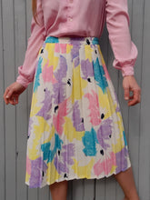 Charger l'image dans la galerie, Jupe plissée vintage Ludivine - Pastel fleuri. Taille XL, 42, 44. Made in France.
