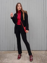 Charger l'image dans la galerie, Ensemble "Seconde" Nana - Blazer et pantalon noirs Bazar de Christian Lacroix. Taille S, 36, 38. Made in France.