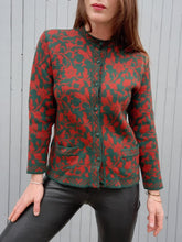 Charger l'image dans la galerie, Cardigan vintage Nelly - Imprimé floral rouille et émeraude. Taille S, 36, 38. Sortilège.