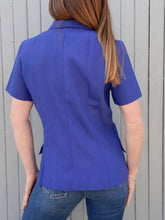 Charger l'image dans la galerie, Blazer vintage Claire - Bleu roi, poches à revers. Taille S, 36, 38. Essentiel.