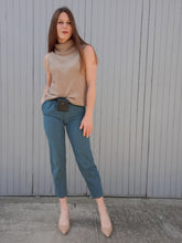 Charger l'image dans la galerie, Pantalon à pinces vintage Lila - A carreaux. Taille XS, 34, 36. City 53. Made in France.