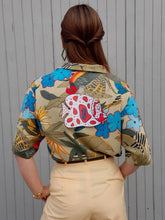 Charger l'image dans la galerie, Chemisette vintage Prisca - Imprimé tropical. Taille M, 38, 40. Adéka. Made in France.