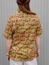 Charger l'image dans la galerie, Chemisette vintage Aurélia - Tissu liberty. Taille S, 36, 38. Cacharel.