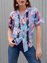 Charger l'image dans la galerie, Chemisette vintage Salima - Imprimé tropical. Perroquets. Taille S, 36, 38. Made in France