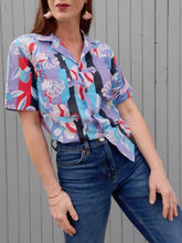 Charger l'image dans la galerie, Chemisette vintage Salima - Imprimé tropical. Perroquets. Taille S, 36, 38. Made in France
