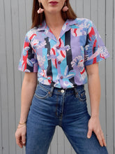 Charger l'image dans la galerie, Chemisette vintage Salima - Imprimé tropical. Perroquets. Taille S, 36, 38. Made in France