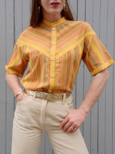 Charger l'image dans la galerie, Chemisette vintage Amy - Plastron en V. Taille S ,36, 38. Bleu Marine Design Paris. Made in France