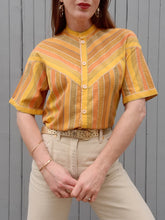 Charger l'image dans la galerie, Chemisette vintage Amy - Plastron en V. Taille S ,36, 38. Bleu Marine Design Paris. Made in France