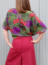 Charger l'image dans la galerie, Blouse vintage Miranda - Fleurie à nouer. Taille XXL, 44, 46. Sunshine.
