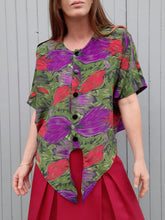 Charger l'image dans la galerie, Blouse vintage Miranda - Fleurie à nouer. Taille XXL, 44, 46. Sunshine.