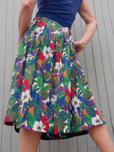 Charger l'image dans la galerie, Jupe plissée vintage Sidonie - Flower power. Taille XXL, 44, 46. Devernois. Made in France.