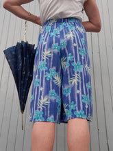Charger l'image dans la galerie, Short vintage Marielle - Blue Flower. Taille XXL, 44, 46.