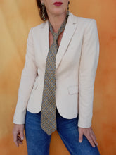 Charger l'image dans la galerie, Cravate Céline Paris. Pure soie. Fabriquée en Espagne.