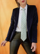 Charger l'image dans la galerie, Cravate Kenzo Homme - 100 % soie. Fabriquée en Italie