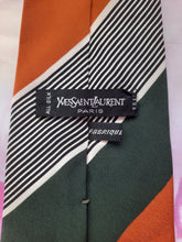 Charger l'image dans la galerie, Cravate Yves Saint Laurent. 100 % soie. Made in Italy