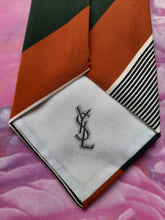 Charger l'image dans la galerie, Cravate Yves Saint Laurent. 100 % soie. Made in Italy