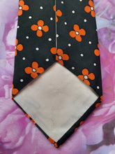 Charger l'image dans la galerie, Cravate Emanuel Ungaro. 100 % pure soie. Made in Italy.