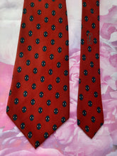 Charger l'image dans la galerie, Cravate Yves Saint Laurent Paris. 100 % soie. Made in Italy