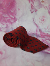 Charger l'image dans la galerie, Cravate Yves Saint Laurent Paris. 100 % soie. Made in Italy