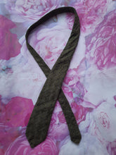 Charger l'image dans la galerie, Cravate Kenzo homme - Soie et laine. Made in Italy