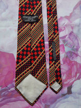 Charger l'image dans la galerie, Cravate Emanuel Ungaro Paris. 100 % pure soie. Made in Italy.