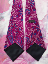 Charger l'image dans la galerie, Cravate Ascot - Pierre Cardin. Made in France.