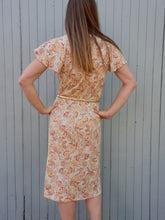 Charger l'image dans la galerie, Robe vintage Grâce - Manches papillon. Fleurie. Taille S, 36, 38. Made in France.