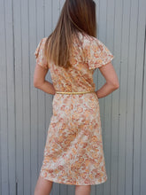 Charger l'image dans la galerie, Robe vintage Grâce - Manches papillon. Fleurie. Taille S, 36, 38. Made in France.