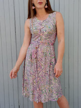 Charger l'image dans la galerie, Robe vintage Donna - Tissu texturé parme, anis, vert et blanc. Taille XS, 34, 36