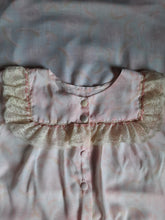 Charger l'image dans la galerie, Chemise de nuit vintage - Col dentelle. Taille L, 40, 42.