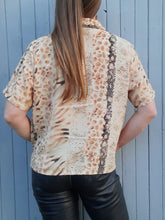 Charger l'image dans la galerie, Chemisette vintage Jenn - Imprimé Animalier. Taille L, 40, 42. Marron, beige et noir.