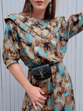 Charger l'image dans la galerie, Robe vintage Gaëlle - Plastron volanté en V. Motif Aztèque. Taille M, 38, 40. Made in France
