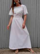 Charger l'image dans la galerie, Robe vintage Ellen - Blanche à damier ton sur ton. Taille M, 38, 40. Le Trianon