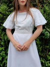 Charger l'image dans la galerie, Robe vintage Ellen - Blanche à damier ton sur ton. Taille M, 38, 40. Le Trianon