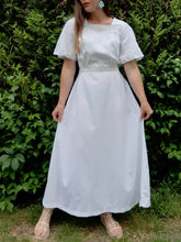 Charger l'image dans la galerie, Robe vintage Ellen - Blanche à damier ton sur ton. Taille M, 38, 40. Le Trianon