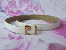 Charger l'image dans la galerie, Ceinture vintage Linette - Pierre Cardin. Cuir liége blanc. Taille 85. Made in France.