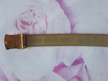 Charger l'image dans la galerie, Ceinture vintage Linette - Pierre Cardin. Cuir liége blanc. Taille 85. Made in France.