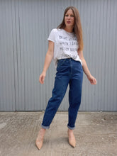 Charger l'image dans la galerie, Jean vintage Cécile - Jingler. Coupe boyfriend. Taille L, 40, 42. News Island Traffic.