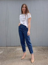 Charger l'image dans la galerie, Jean vintage Cécile - Jingler. Coupe boyfriend. Taille L, 40, 42. News Island Traffic.