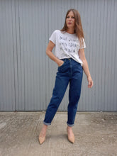Charger l'image dans la galerie, Jean vintage Cécile - Jingler. Coupe boyfriend. Taille L, 40, 42. News Island Traffic.