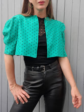 Charger l'image dans la galerie, Blazer vintage Faustine - Veste cropped vert à pois noirs. Taille S, 36, 38