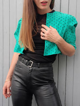Charger l'image dans la galerie, Blazer vintage Faustine - Veste cropped vert à pois noirs. Taille S, 36, 38
