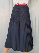 Charger l'image dans la galerie, Jupe vintage Élisa - Plissé noir. Taille M, 38, 40. Made in France.