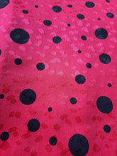 Charger l'image dans la galerie, Chemisier vintage Sophie - Rouge à pois noir. Moucheté irisé. Taille M, 38, 40. Made in France.