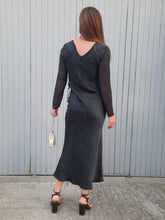 Charger l'image dans la galerie, Robe "Seconde" Karin - Soie noire. Lacée à la taille. Taille XS, 34, 36. Intimissimi.