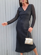 Charger l'image dans la galerie, Robe "Seconde" Karin - Soie noire. Lacée à la taille. Taille XS, 34, 36. Intimissimi.